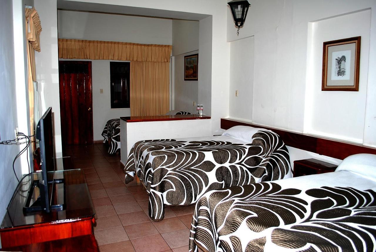 Hotel Posada Del Sol Apatzingan de la Constitucion Ngoại thất bức ảnh
