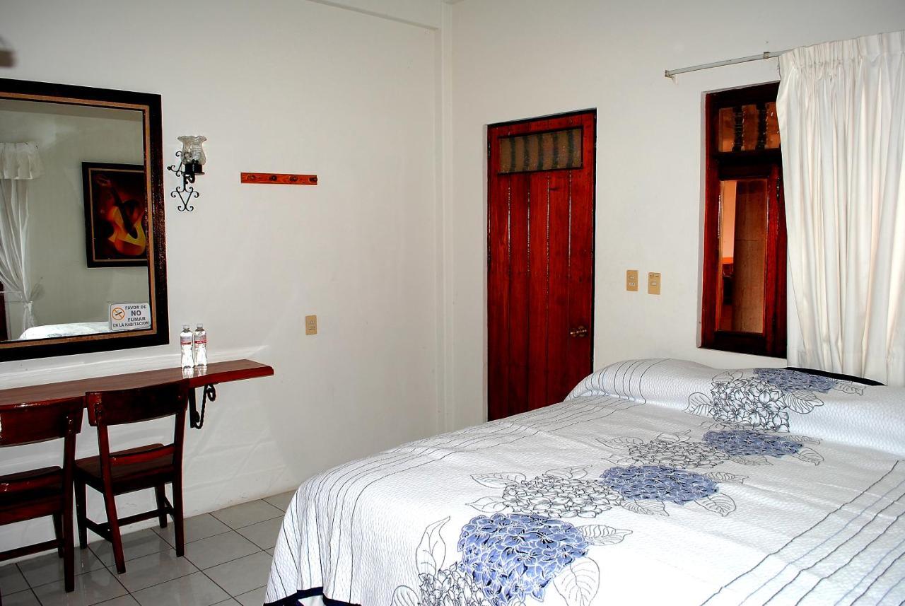 Hotel Posada Del Sol Apatzingan de la Constitucion Ngoại thất bức ảnh